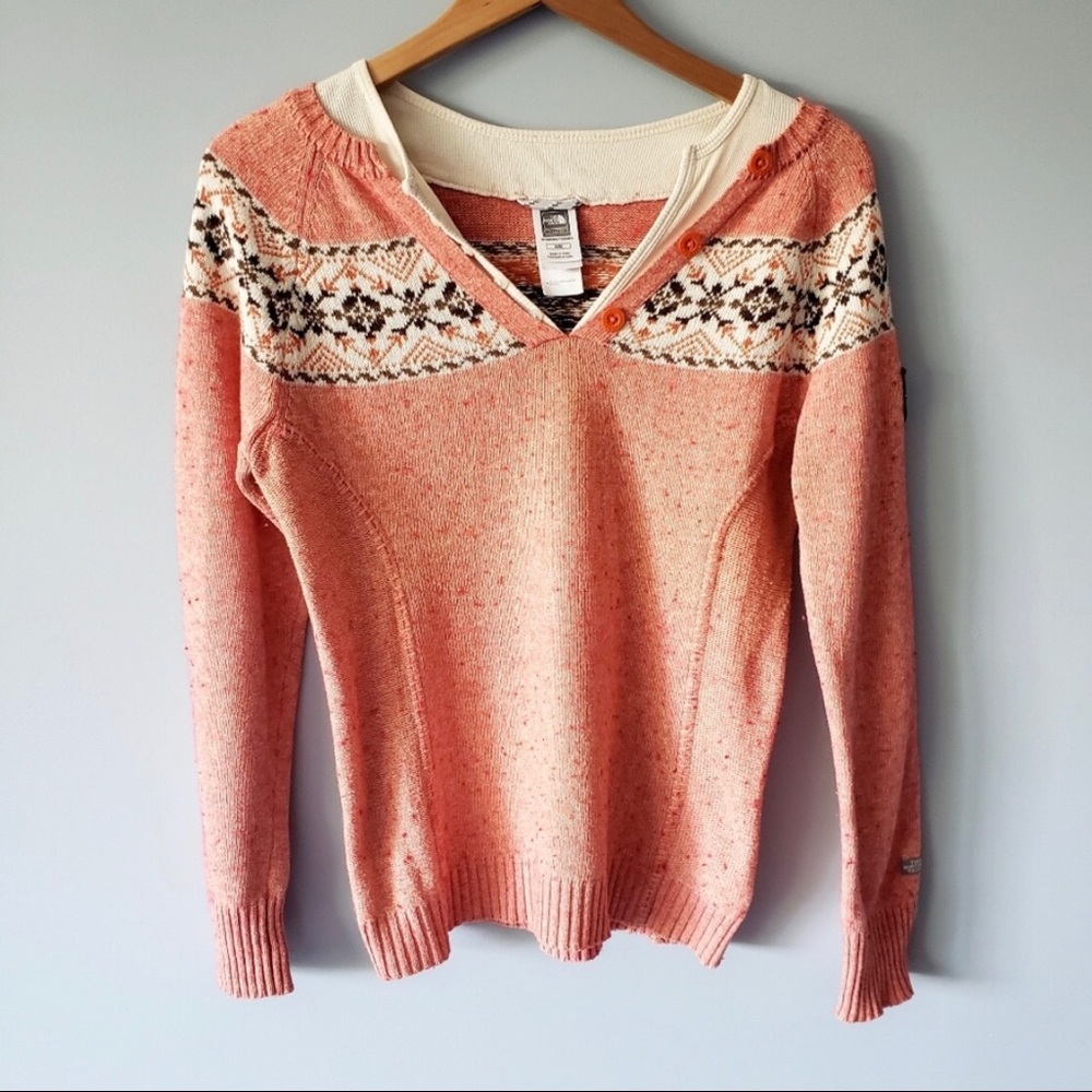 The North Face Pullover Size Medium